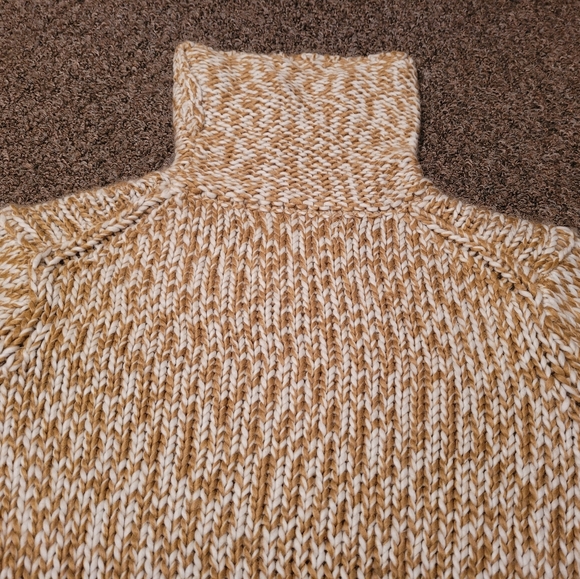 Pursuits Ltd. Ivory & Gold Soft Knit Turtle Neck Sweater - Picture 12 of 12